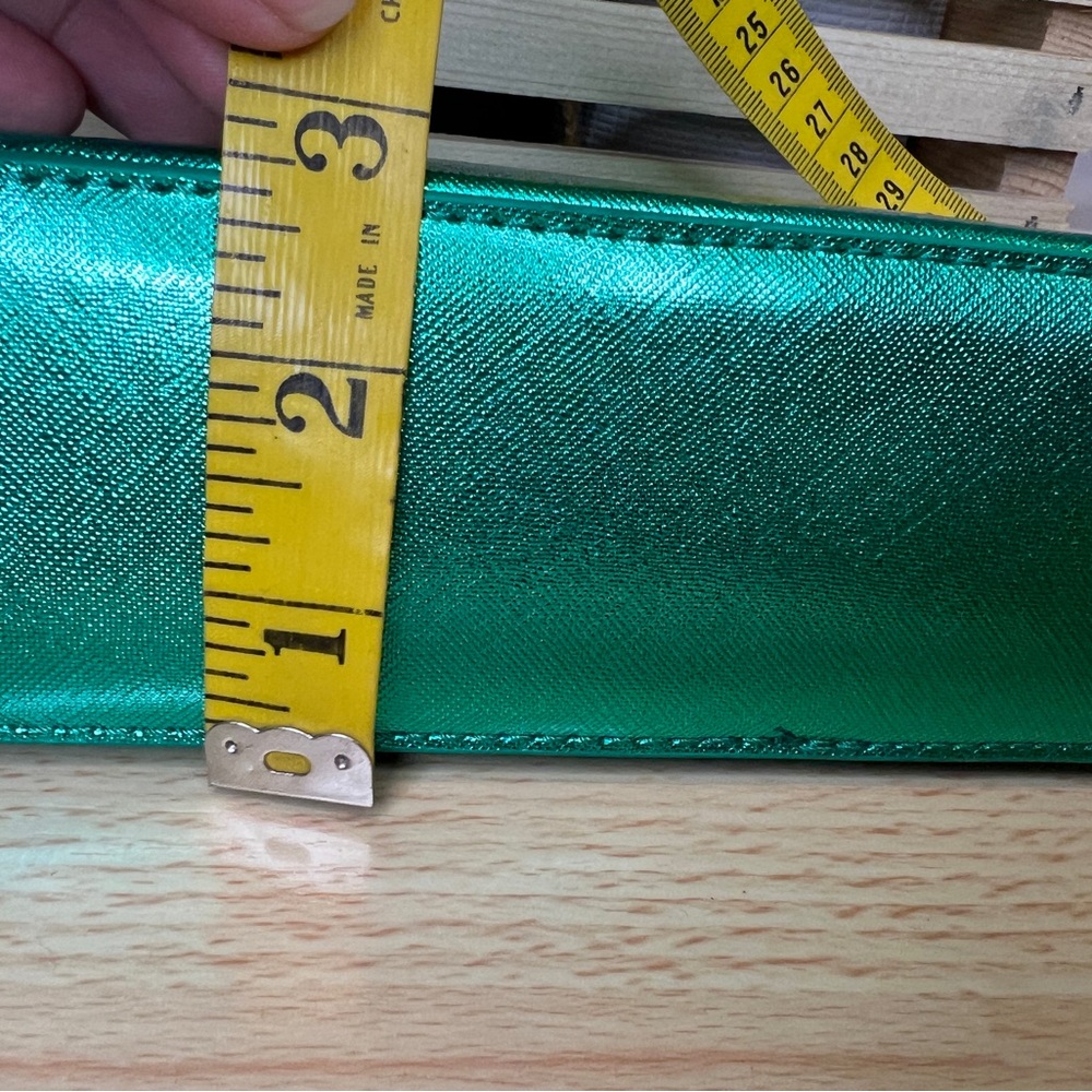 Green Metallic Cosmetic Pouch - Picture 2 of 6